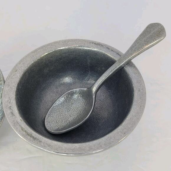 Vintage Carson Pewter Sugar/Sauce/Condiment Bowl with Lid & Spoon 1970s - Picture 6 of 12